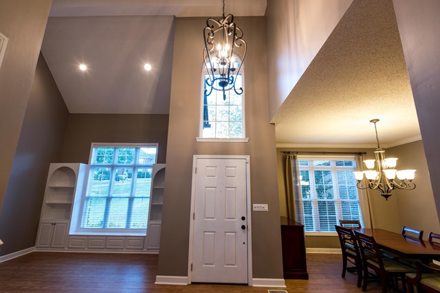 145 Hazelwood Ln, Florence, AL 35634