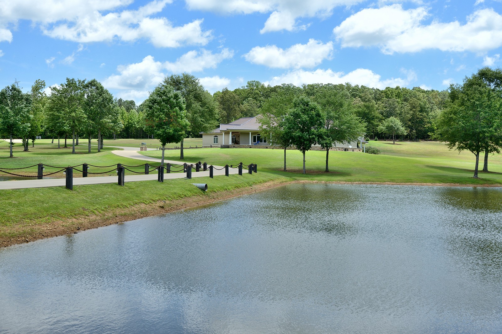 800 CR 27, Florence, AL 35634