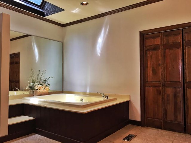 265 Indian Springs Dr, Florence, AL 35634