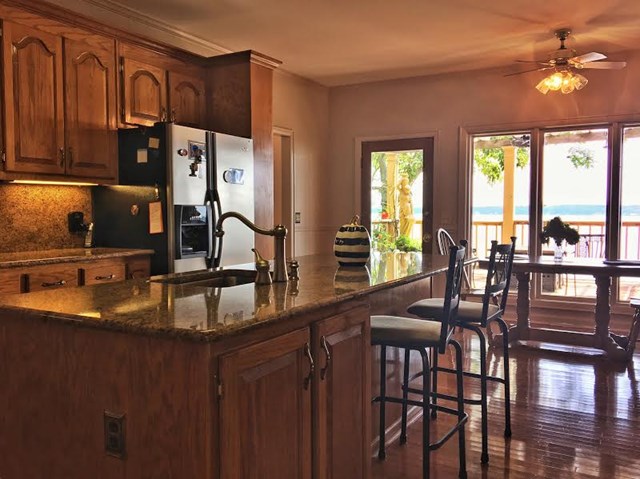 265 Indian Springs Dr, Florence, AL 35634