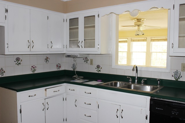 1916 Morningside Dr NWHartselle, AL, 35640Morgan County