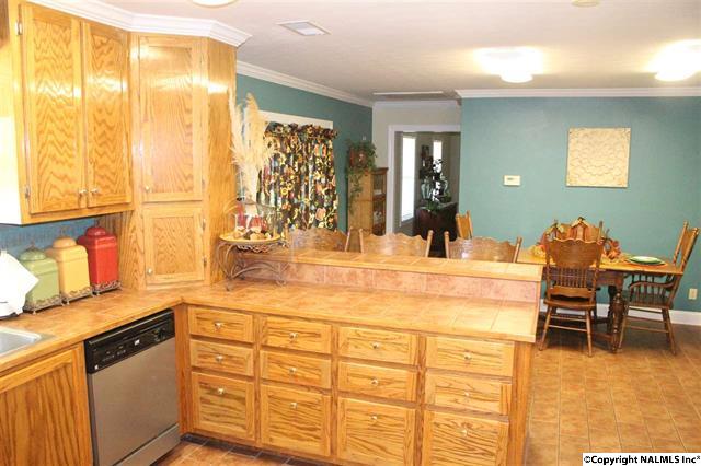 1540 W. Main Street, Hartselle, AL 35640