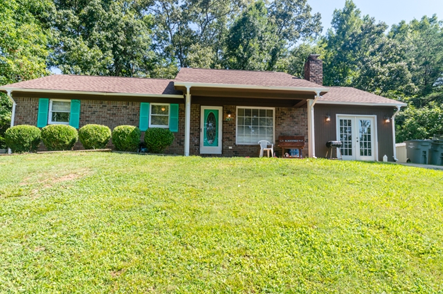 241 Beechwood Dr, Killen, AL 35645