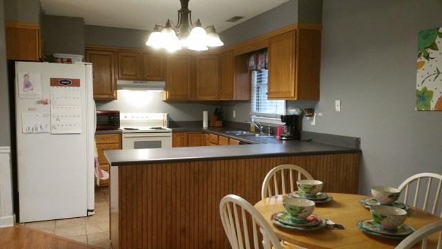 241 Beechwood Dr, Killen, AL 35645