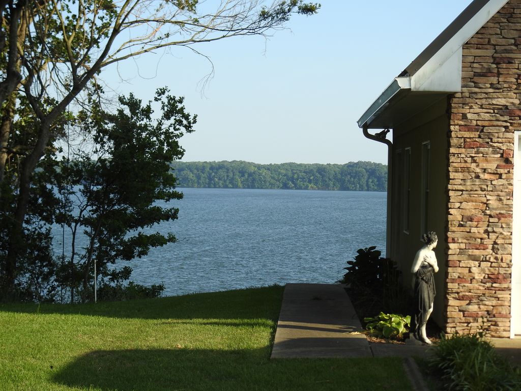 920 County Road 33, Killen, AL 35645