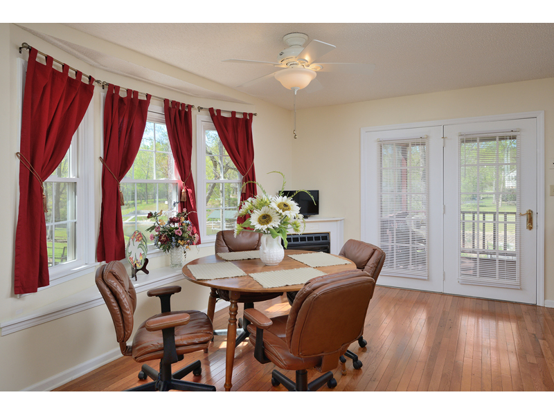 290 Beech Hollow Rd, Killen, AL 35645