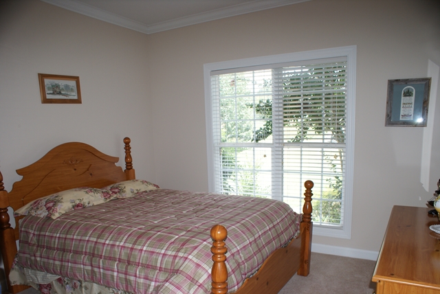 123 Vista Shores Rd, Rogersville, AL 35652