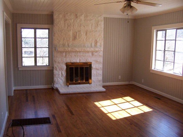 310 Hemlock St, Russellville, AL 35653