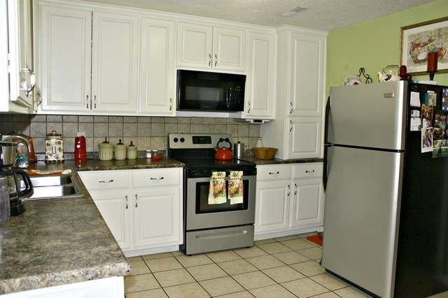 805 Spurgeon Rd, Russellville, AL 35654