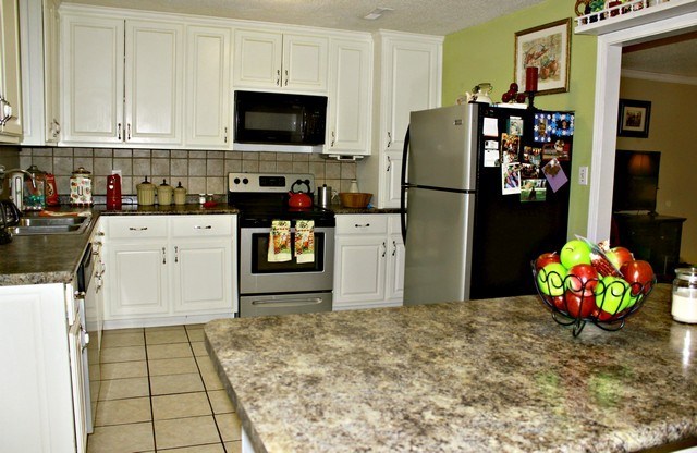 805 Spurgeon Rd, Russellville, AL 35654