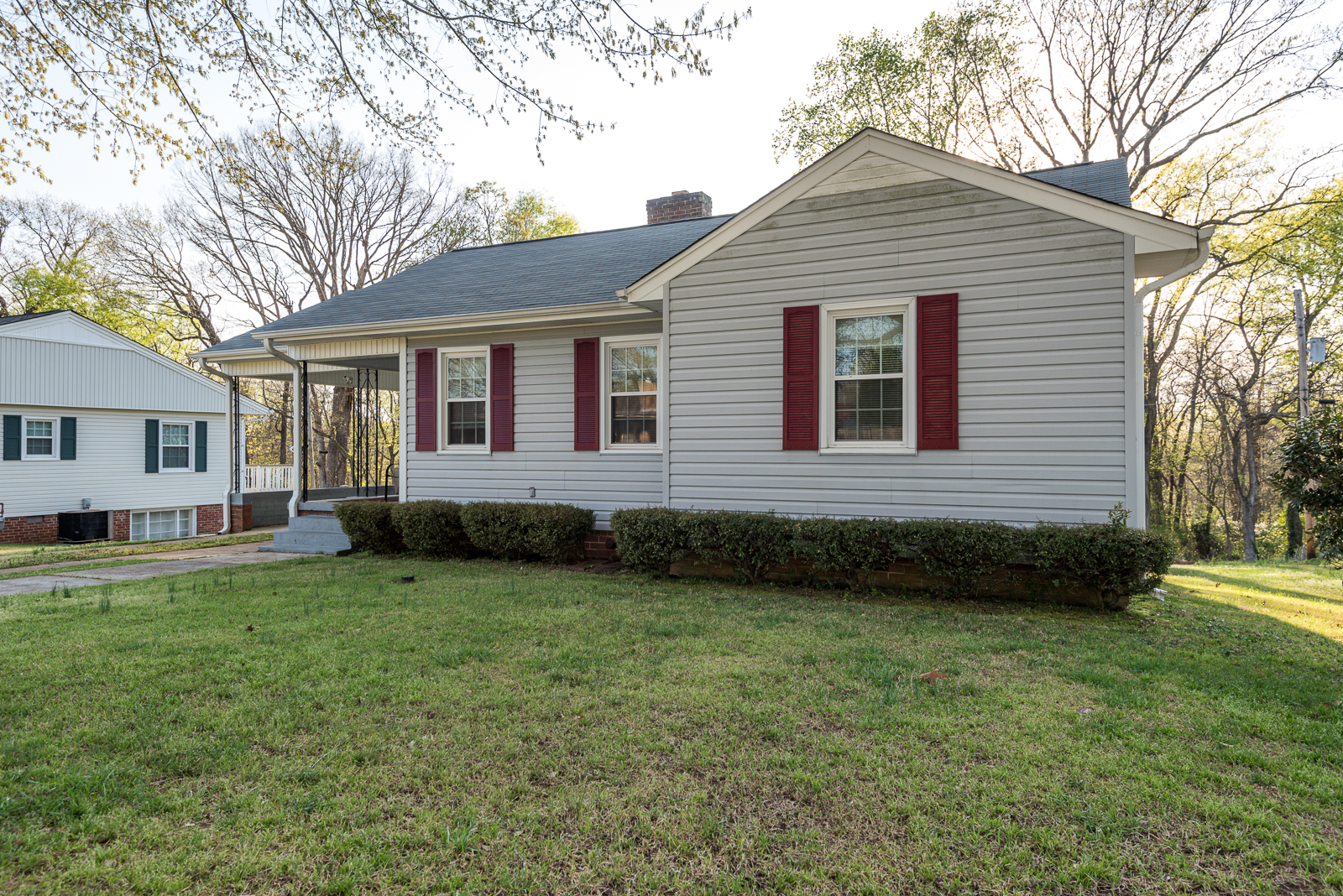 1913 Crestline Ave., Sheffield, AL 35660