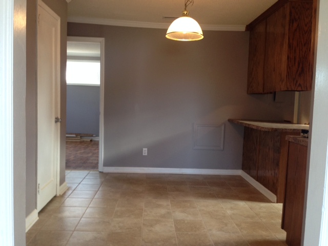 1402 PARSONS ST, Sheffield, AL 35660