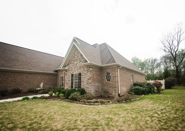 602 Cambridge Cr, Muscle Shoals, AL 35661