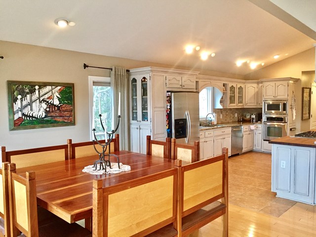 444 Elm Dr, Muscle Shoals, AL 35661