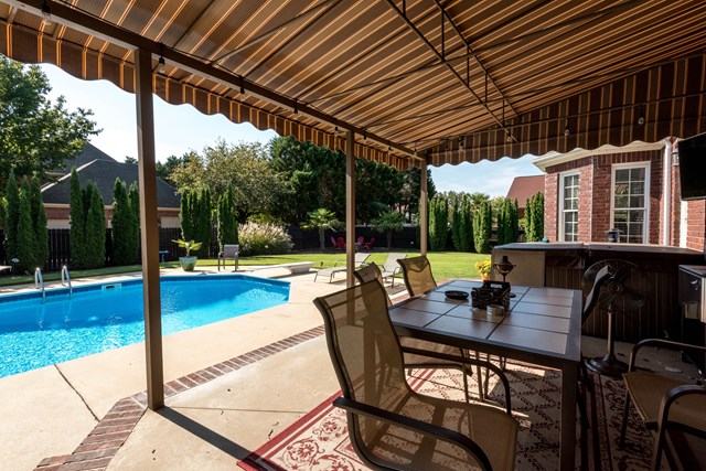 1906 Brentwood, Muscle Shoals, AL 35661