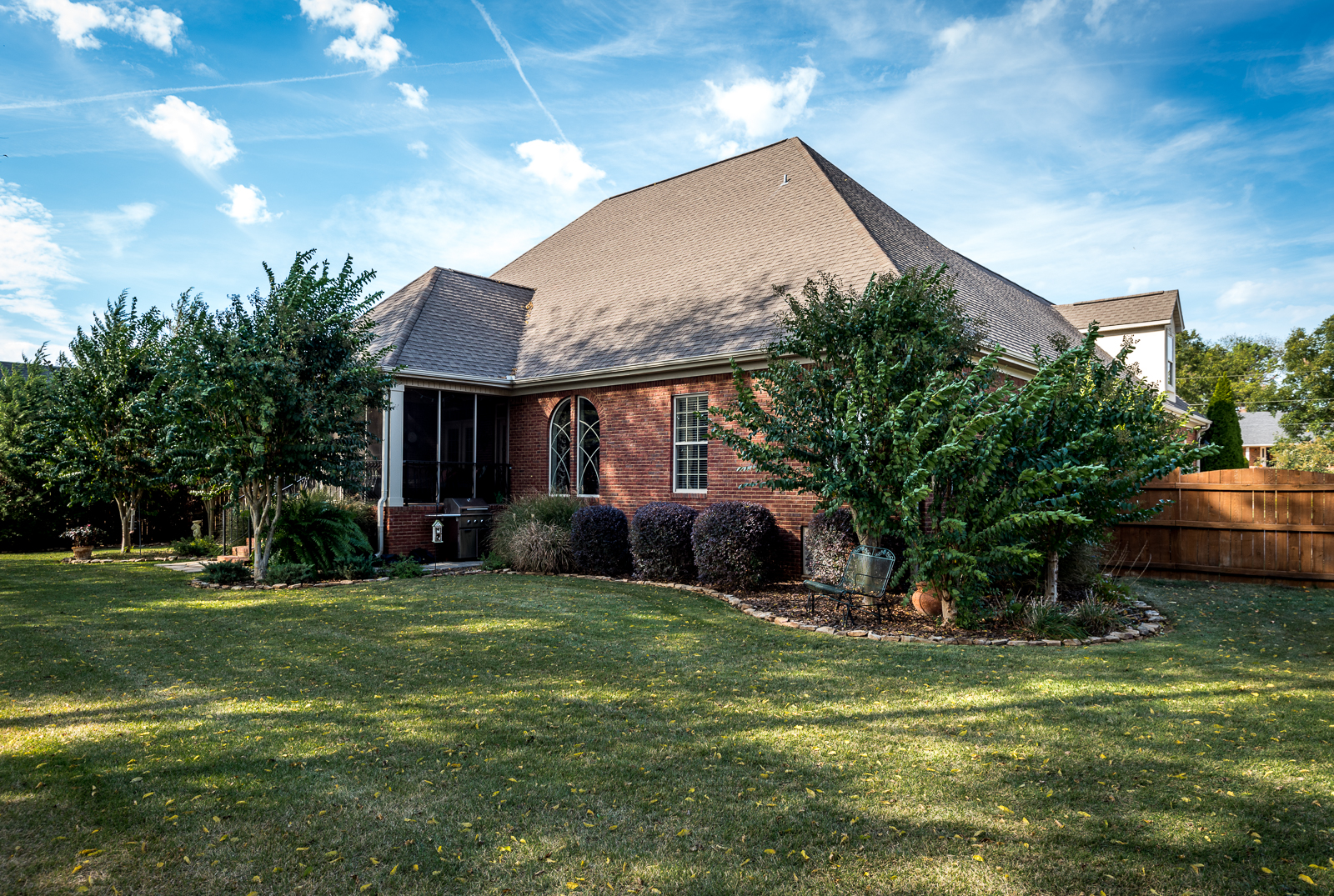 308 Lonnie Dr, Muscle Shoals, AL 35661