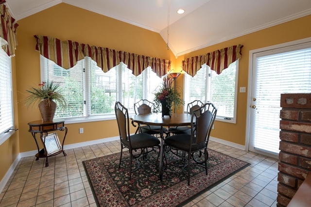 126 Donnegan Cove, Muscle Shoals, AL 35661