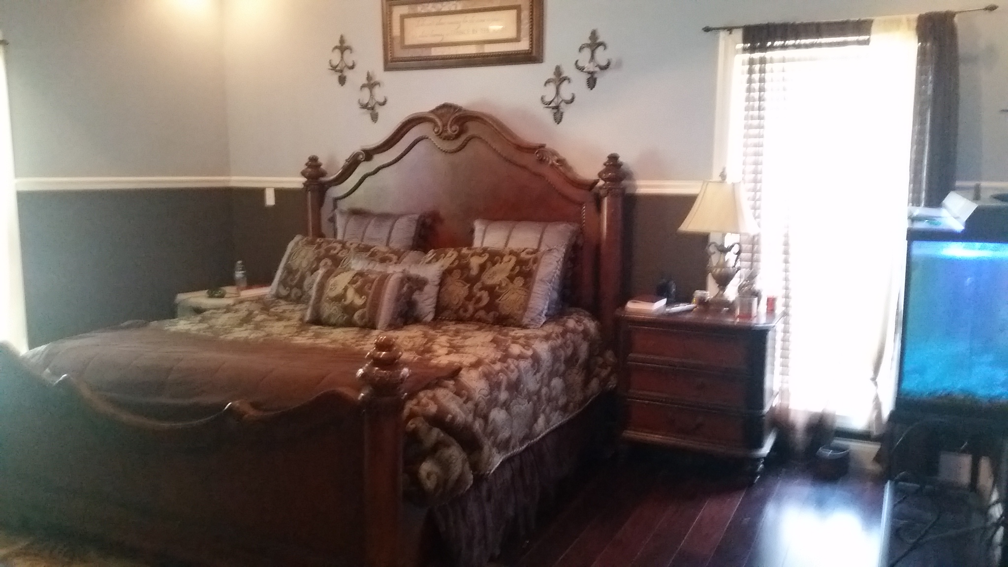 866 Pilgrim Rd, Tuscumbia, AL 35674