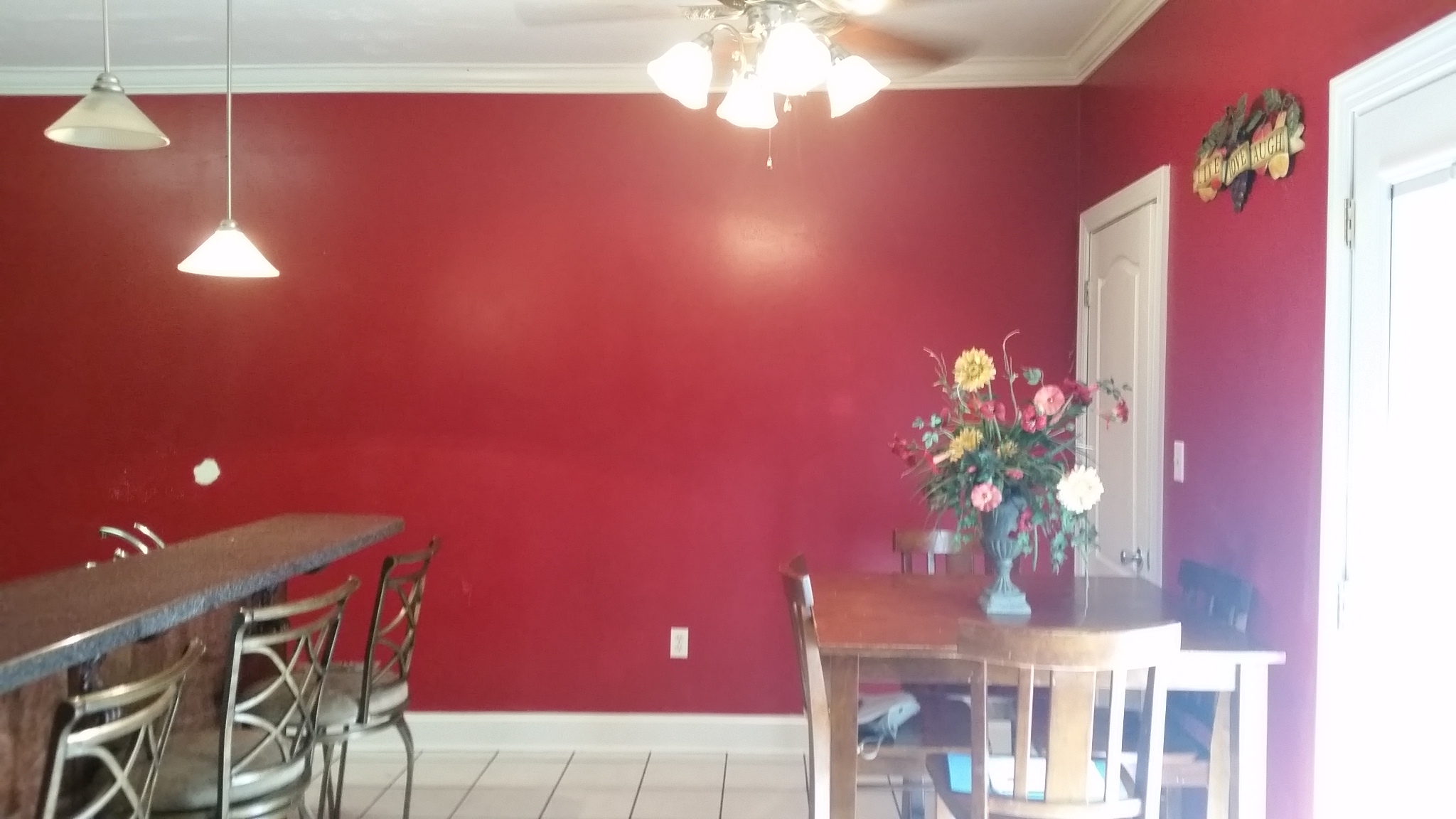 866 Pilgrim Rd, Tuscumbia, AL 35674