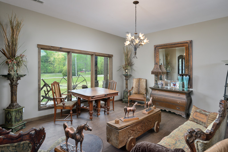 268 Mountain Springs Rd., Tuscumbia, AL 35674