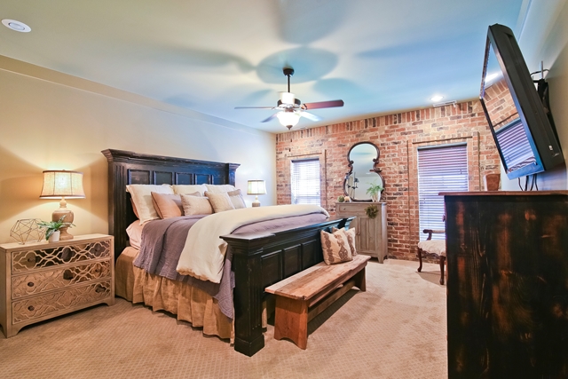 127 Jeff Dr, Tuscumbia, AL 35674