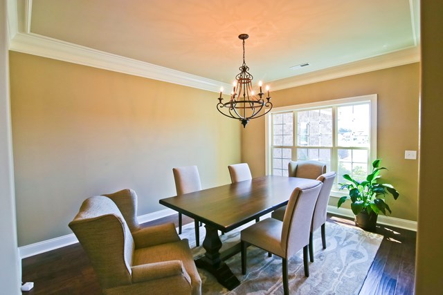 121 Ashley Dr, Tuscumbia, AL 35674