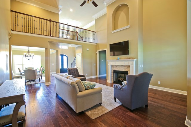 121 Ashley Dr, Tuscumbia, AL 35674