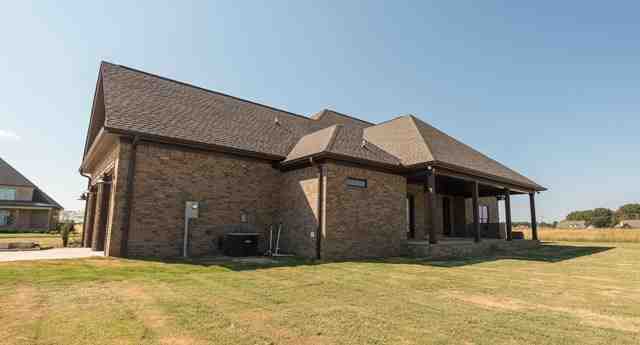203 Stone Ridge Rd, Tuscumbia, AL 35674