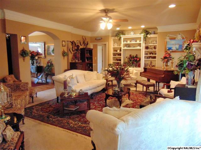 215 Glenn Ellen Drive, Harvest, AL 35749