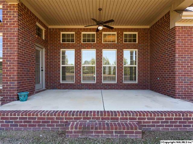 228 LEGENDWOOD DR, Madison, AL 35757