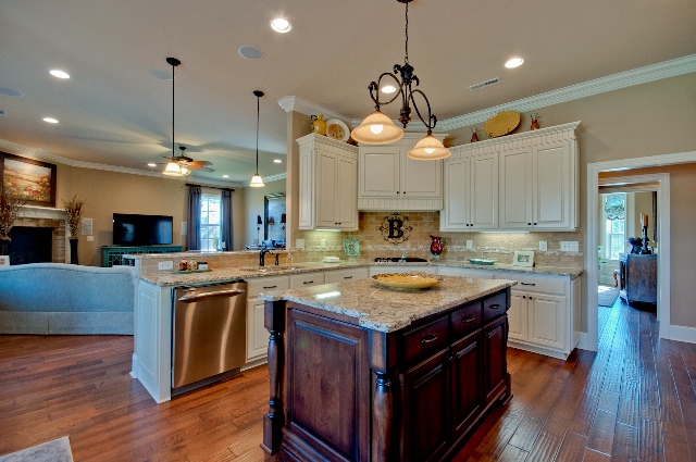 218 Coach Lamp Drive, Madison, AL 35758