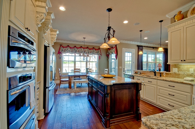 218 Coach Lamp Drive, Madison, AL 35758