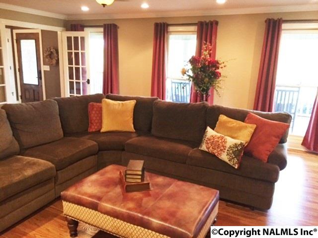 2289 WALKER LANE NE, New Market, AL 35761