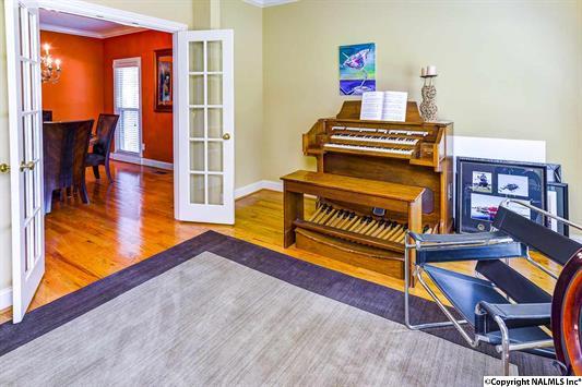 4800 Wainscott Road, Owens Cross Roads, AL 35763