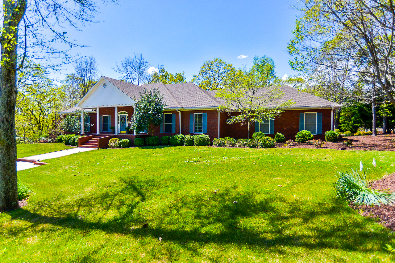 102 Willowchase Drive, Scottsboro, AL 35769