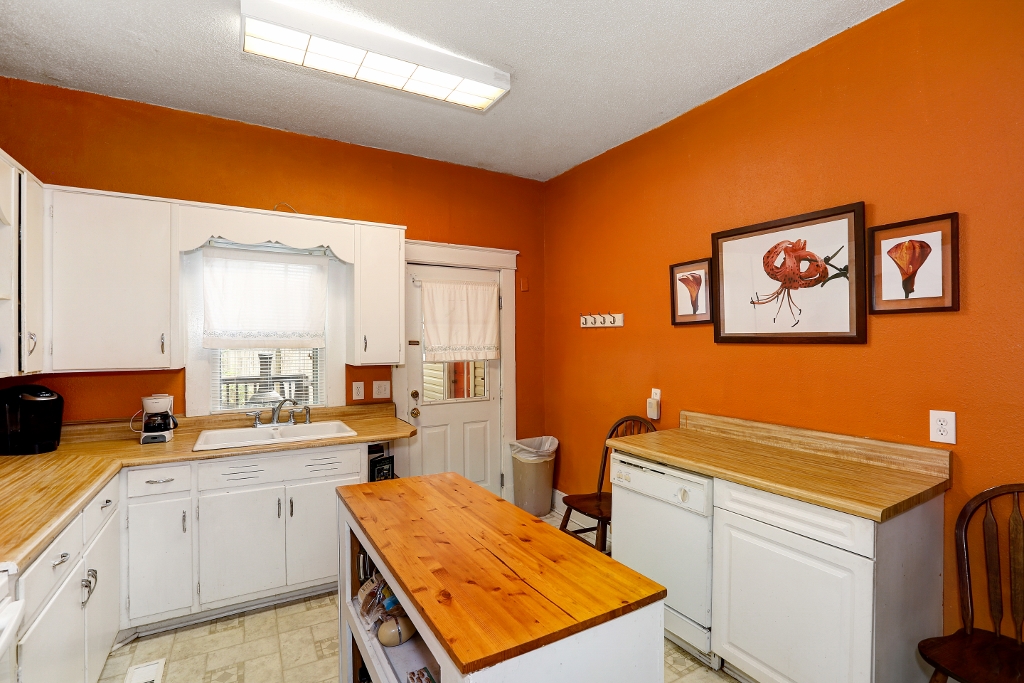 1000 Russell Street NE, Huntsville, AL 35801