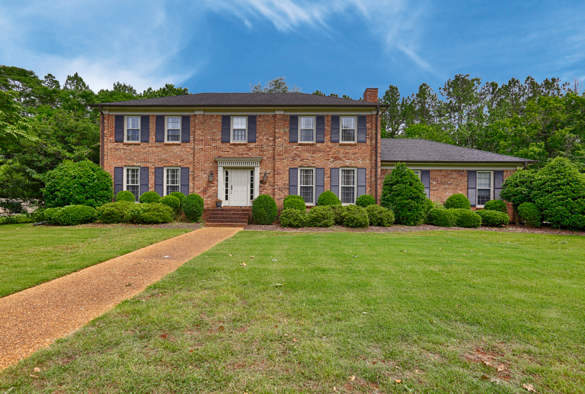 3503 Chateau Circle, Huntsville, AL 35801