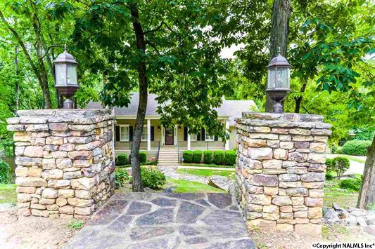 2609 Fanelle Circle, Huntsville, AL 35801