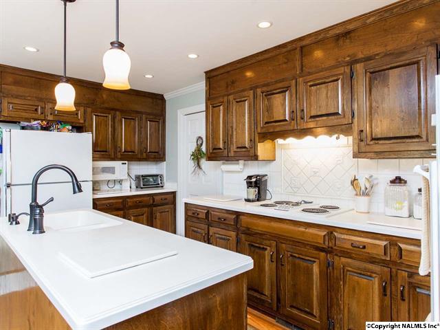 2704 BOULDER CIRCLE, Huntsville, AL 35801