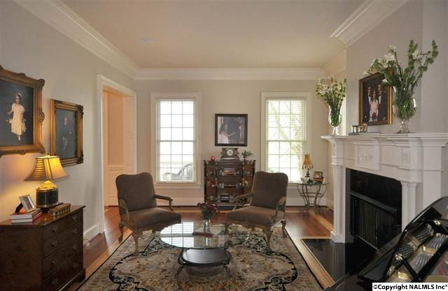 75 Ledge View Drive, Huntsville, AL 35802