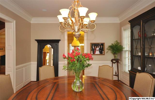 75 Ledge View Drive, Huntsville, AL 35802
