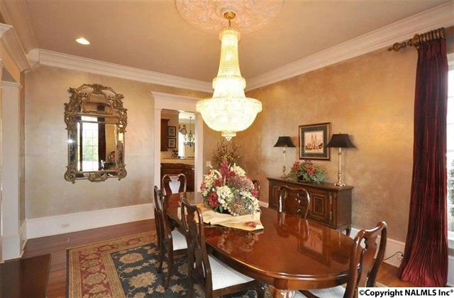 2 Ledge View Drive, Huntsville, AL 35802