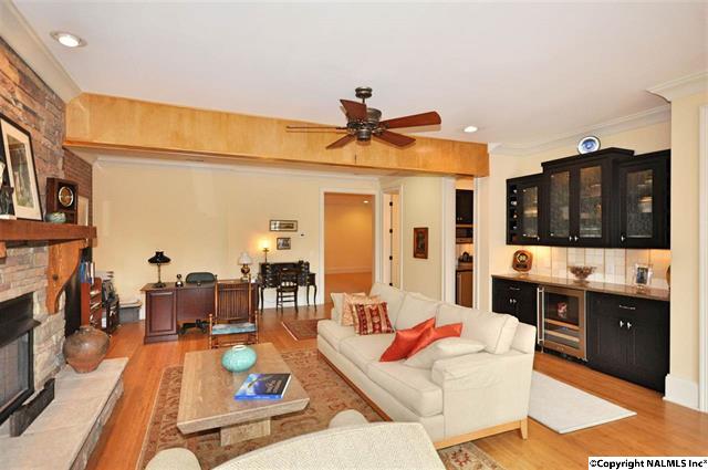 39 Castle Down Drive, Huntsville, AL 35802