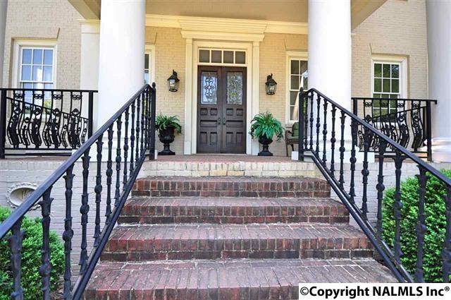 57 Castle Down Drive, Huntsville, AL 35802