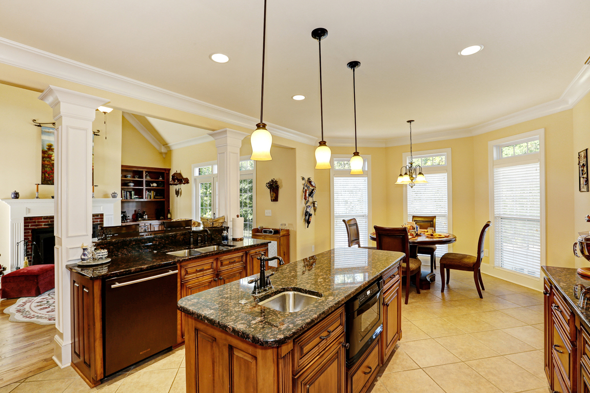 101 Fisherman Circle, Huntsville, AL 35811