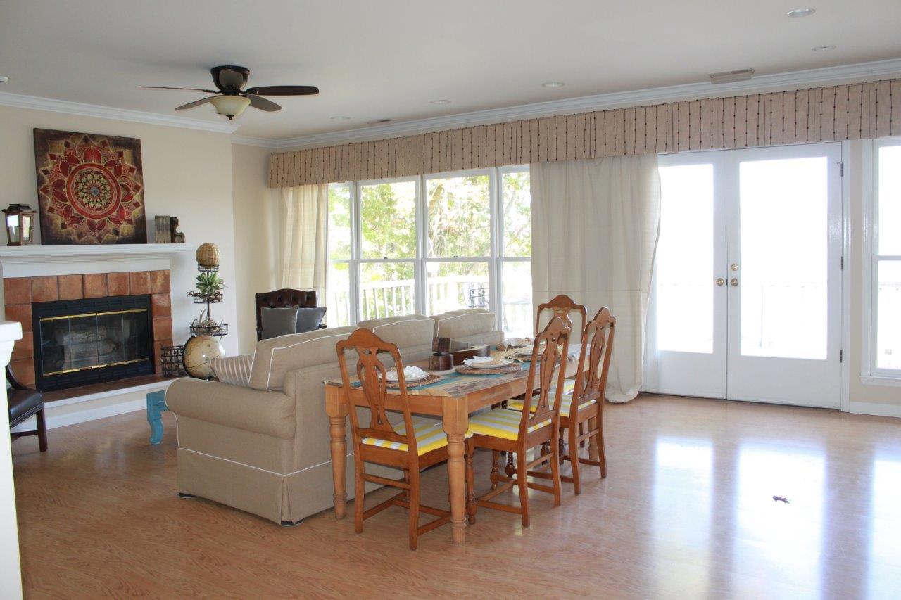 3117 Sunrise Drive, Guntersville, AL 35976