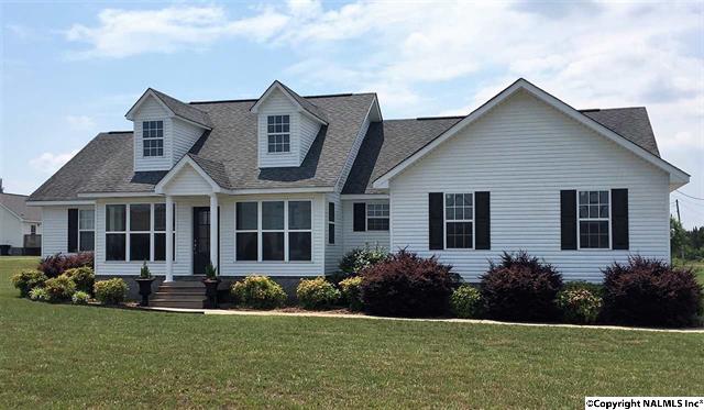 17 Mandi Lane, Rainsville, AL 35986
