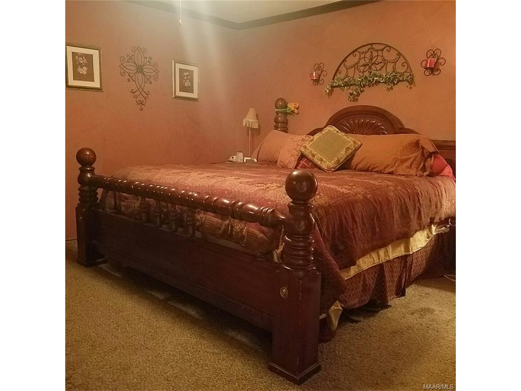 3215 County Road 84 ., Billingsley, AL 36006