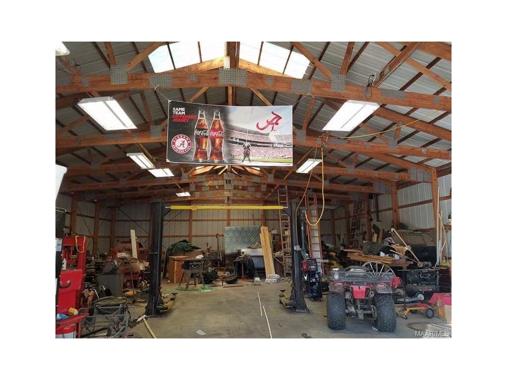 3215 County Road 84 ., Billingsley, AL 36006