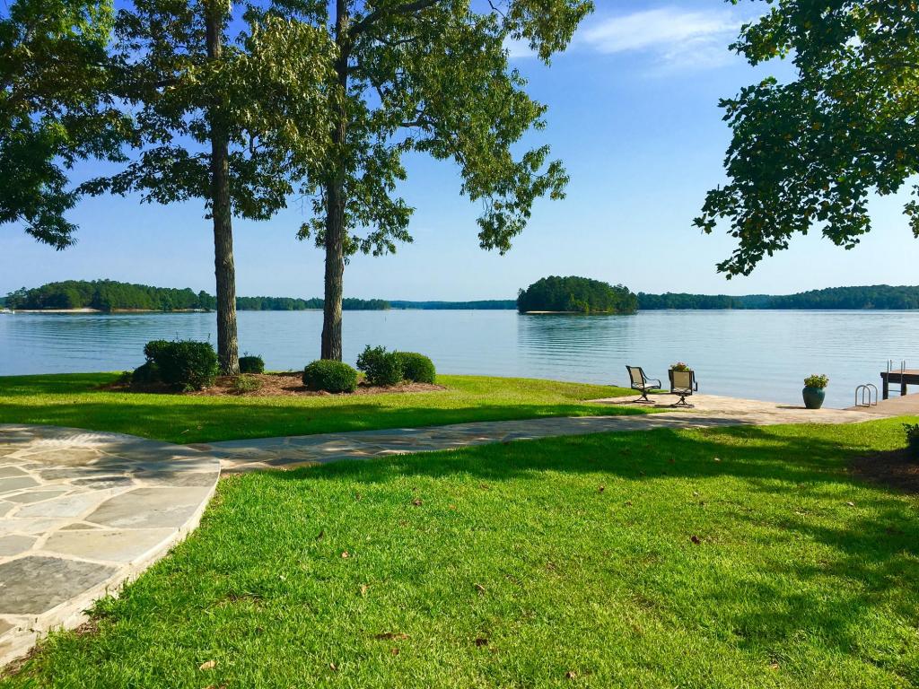 598 Trillium Drive, Eclectic, AL 36024
